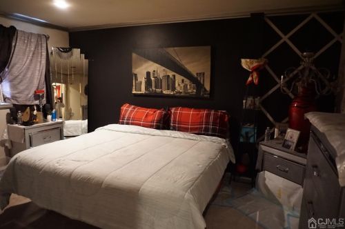 1610 Oak Tree Rd, Iselin NJ 08830-1540 exterior