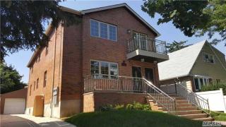 7612 167th St, Flushing NY  11366-1329 exterior