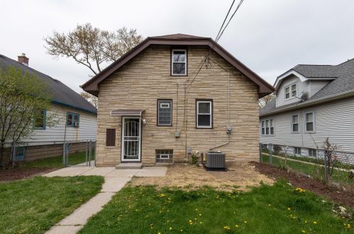 4424 57th St, Milwaukee WI  53218-5608 exterior