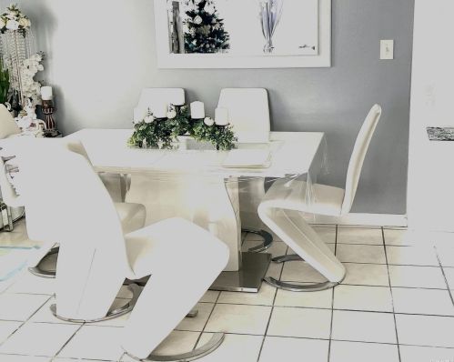 39 Neck Ct, Babylon NY 11704-7507 exterior