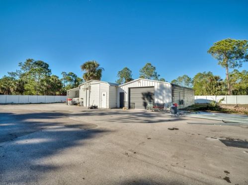 711 10 St, Naples FL 34117-9329 exterior