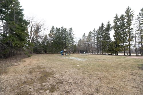 8733 Spruce Rd, Milwaukee WI 53217-1520 exterior