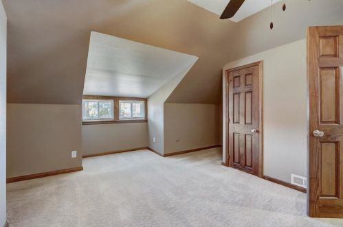 2024 55, Milwaukee WI 53220-2045 exterior