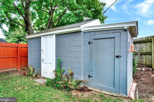 1358 Orch St, Lancaster PA 17601-4038 exterior