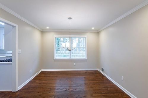 2821 Christopher Ct, Atlanta GA exterior