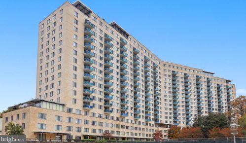 10401 Grosvenor Pl, Rockville MD  20852-4646 exterior