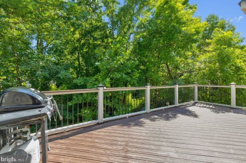 3822 Elmwood Towne Way, Alexandria VA  22303-1161 exterior