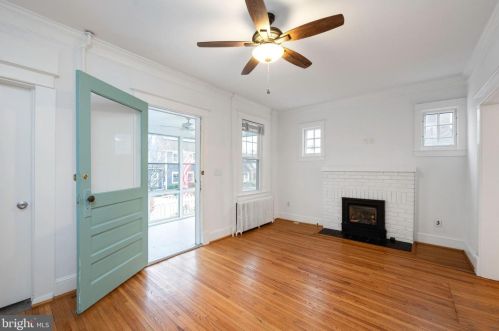 16 Masonic View Ave, Alexandria VA  22301-2204 exterior