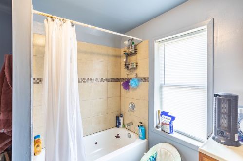 10204 Indiana Ave, Chicago IL 60827-1214 exterior