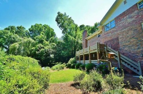 864 Chattahoochee Dr, Gainesville GA 30501-2303 exterior