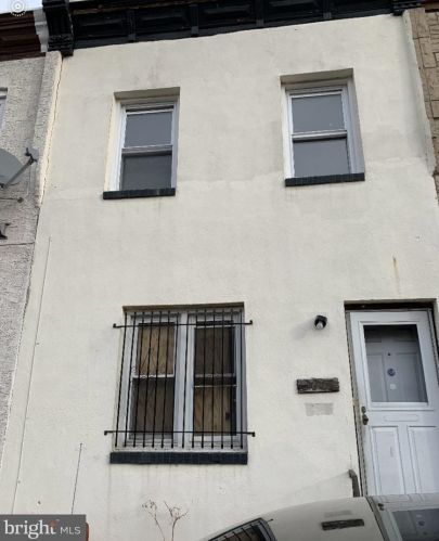 3047 Carlisle St, Philadelphia PA  19132-2312 exterior