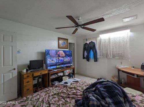 4225 Cavalier Dr, Phoenix AZ 85017-1727 exterior