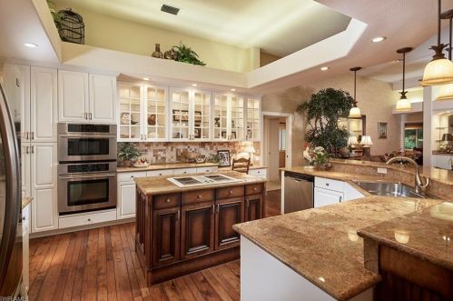 6636 Gln Arbor Way, Naples FL 34119-4656 exterior