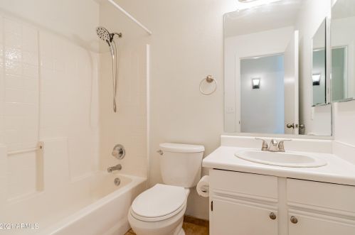 22409 31 Dr, Phoenix AZ 85041-4303 exterior