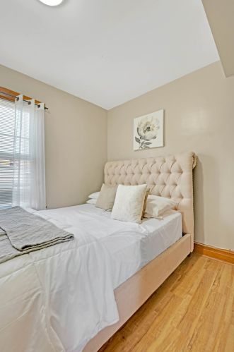 2818 72 Ct, Chicago IL 60707-1507 exterior