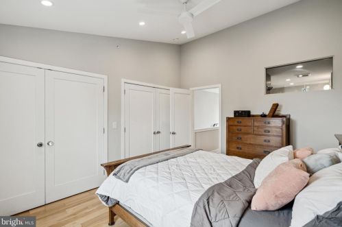 2441 Cumberland St, Philadelphia PA 19132-4121 exterior