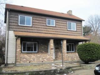 616 5th Ave, Collier Township, PA 15106-2228