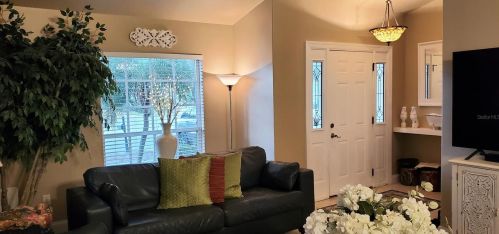 8519 Bay Springs Dr, Orlando FL  32819-4970 exterior