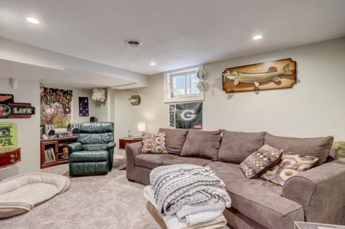 514 64, Milwaukee WI 53213-4050 exterior