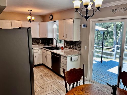 3280 Macarthur Rd, Meskegon MI 49442-1625 exterior