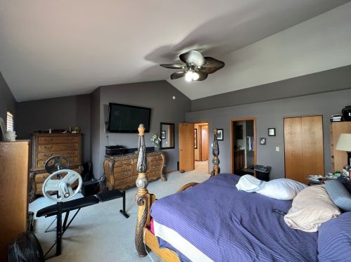 1010 Neufairfield Dr, Joliet IL 60432-0736 exterior