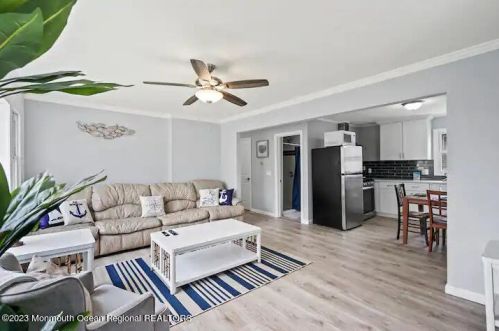 218 Channel Dr, Point Pleasant Beach, NJ 08742-2620