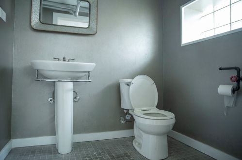 8058 Morgan St, Chicago IL 60643-3828 exterior