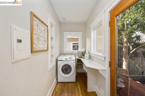 1325 Ward St, Berkeley CA  94702-2323 exterior