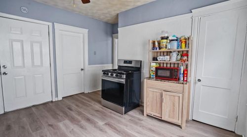 225 Wadsworth St, Providence, RI 02909-2316