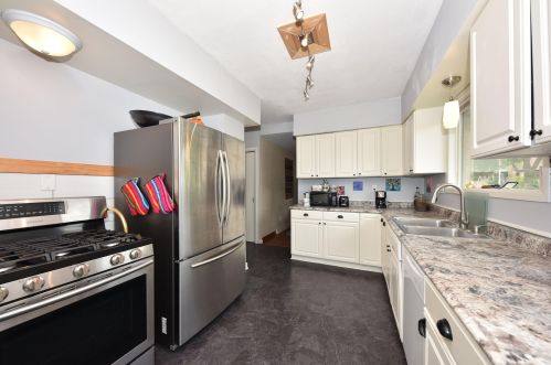 2376 56, Milwaukee WI 53210-2230 exterior