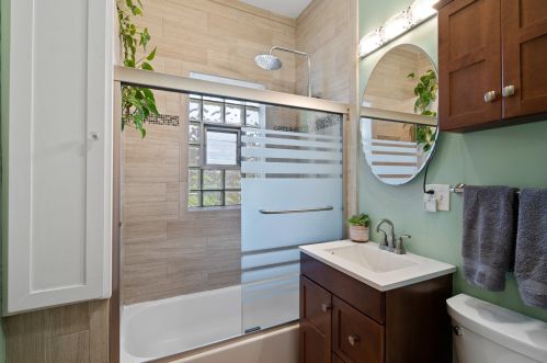 3009 Belden Ave, Chicago IL 60647-2804 exterior