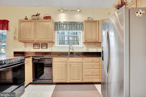 3 Wooded Ridge Rd, Swanton MD 21561-2334 exterior