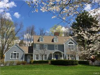 198 North St, Ridgefield CT  06877-2528 exterior