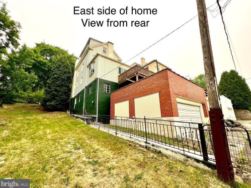 1318 Howard Ave, Primrose PA 17901-3418 exterior