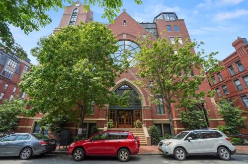 2 Clarendon St, Boston MA exterior