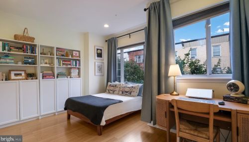 915 19 St, Philadelphia PA 19146-2638 exterior