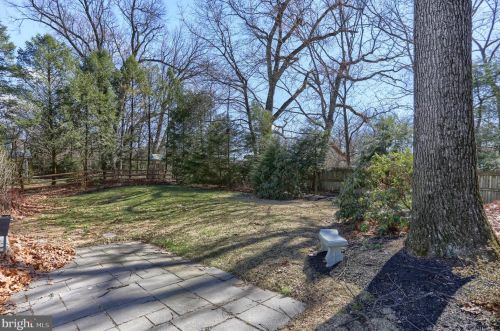 850 Zermatt Dr, Hummelstown PA  17036-9706 exterior