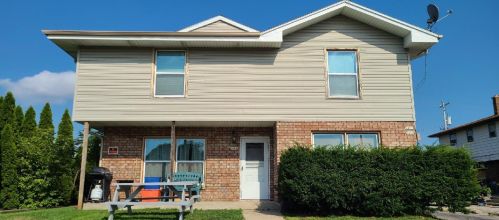 3464 84th St, Milwaukee, WI 53227-4612