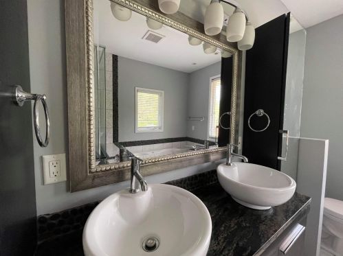 4900 Knapp St, Grand Rapids MI 49525-9436 exterior