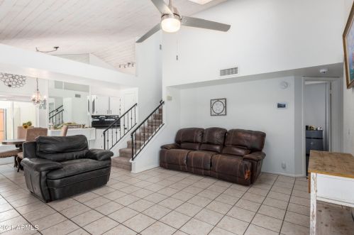 18439 16th Way, Phoenix AZ  85022-1349 exterior