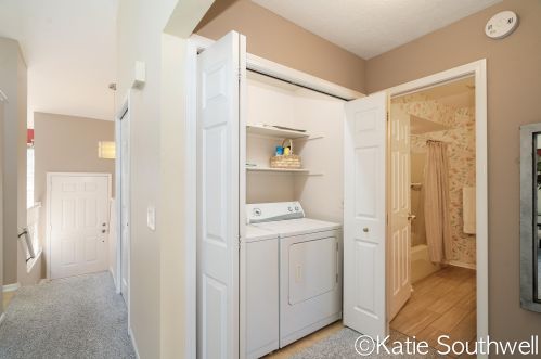 2149 Cross Creek Dr, Grand Rapids MI 49508-8795 exterior