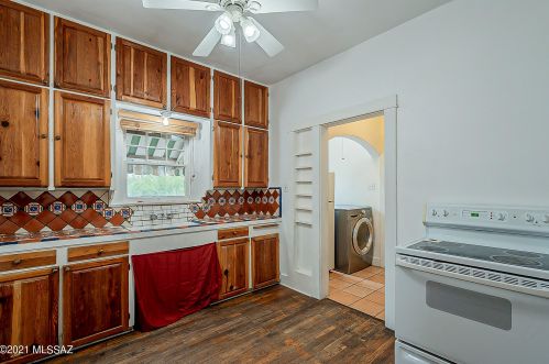 1338 Grant Rd, Tucson AZ 85712-2307 exterior