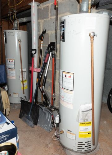 802 Rodgers Ct, Rahway NJ 07065-3616 exterior