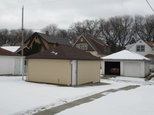 4130 42, Milwaukee WI 53208-3755 exterior