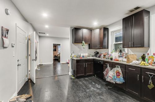 2338 18 Pl, Chicago IL 60608-2560 exterior