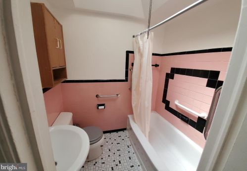 307 Westbridge Rd, Manor PA 19036-1529 exterior