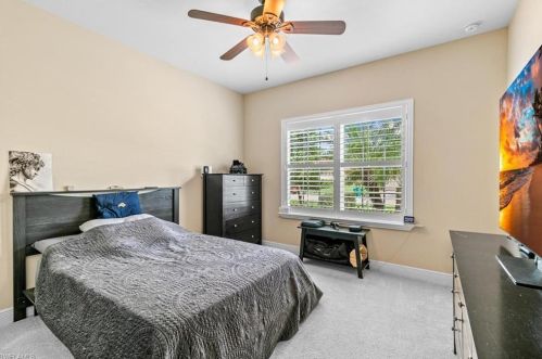 14393 Manchester Dr, Naples FL 34114-8657 exterior