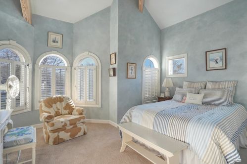 7383 Buccaneer Dr, Grand Rapids MI 49546-9104 exterior