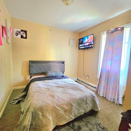 35 Babcock St, Hartford CT 06106-1302 exterior