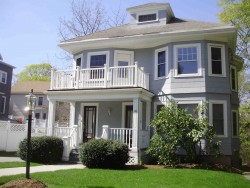 46 Homer St, Newton, MA 02459-1517